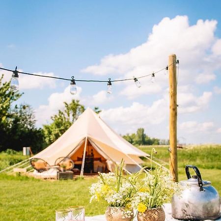 Smuk Lytse Bell Tent Echtenerbrug Zewnętrze zdjęcie